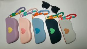 2026 New Soft Protective Sunglasses Bag with Portable Hanging Rope Colorful Silicone Eyeglasses Case