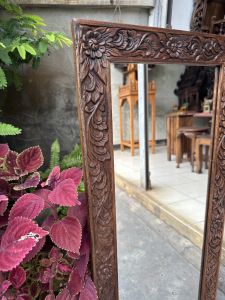 กระจกไม้สัก วินเทจ แกะสลัก กว้าง 40 cm Xสูง 96 cm หนา 2cm กระจกส่อง แกะสลัก กรอบไม้สัก แขวนติดผนัง