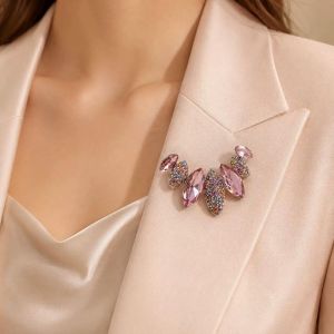 MODERNLUX Shiny Zircon Leaf Brooches Curved Colorful Lapel Pins Minimalist Rhinestone Geometric Brooches Gifts