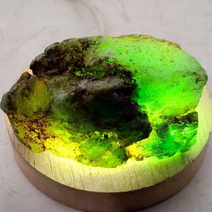 batu natural giok Bongkahan batu yg dikirim sesuai foto & video Kode49