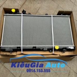 Két nước Mazda 323 2001-2004