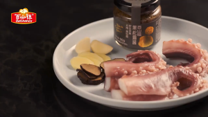 黑松露酱  Black Truffle Sauce Wild Black Truffle Rice Mix Sauce Italian Pasta Sauce Steak Sauce Canned 90g野生黑松露拌饭酱意大利面酱牛排酱罐装90g