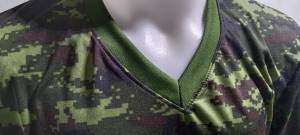 เสื้อลายพราง คอวี แขนสั้น ขนาฟรีไซส์ เทียบเท่าXL