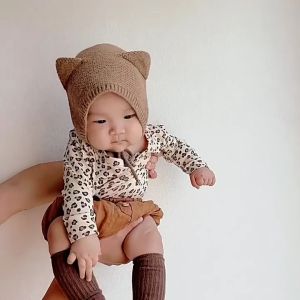 Cute Baby Hat Autumn Winter Style for Boys and Girls with Ear Protection New Thickened Bonnet Caps Winter Warm Plush Ear Protection Cap Knitted Newborn Pullover Hat Outdoor