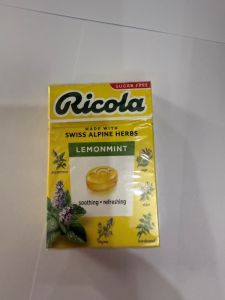 Kẹo thảo mộc Ricola Lemonmint (vị Chanh Bặc Hà) hộp 40g nhập khẩu Thụy Sĩ
