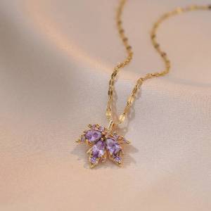 Ladamas Kalung Titanium Liontin Daun Permata Berkilau KT66