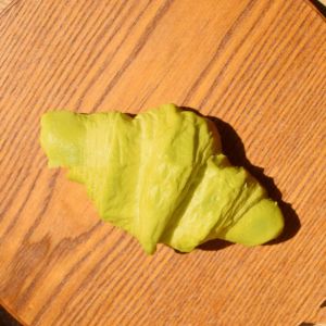 Juviaal 捏捏乐 squishy toy 解压玩具 Sticky Food Artificial Bread Fake Slow Rising Simulation Soft Rebound Toys Creative Cartoon Croissant Squishy Toy Kids Adults