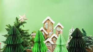 4 PCS Paper Christmas Tree 3D Honeycomb Ornaments Neutral Christmas Centerpiece Table Decorations for Home Office Kitchen Modern Holiday Decor (Green)