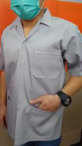 เสื้อช็อปเสื้อช่างแขนสั้นสีพื้น 3กระเป๋าผ้าคอมท์เกรดAเนื้อหนา{ไซส์Sถึง4XL) สินค้าพร้อมส่ง