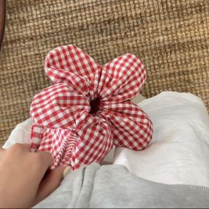 SWEET TIM การพิมพ์ลาย กระเป๋าหูรูดลายสก๊อต น่ารักน่ารักๆ สไตล์เกาหลีแบบ กระเป๋าแบบสะพายไหล่ ลำลองแบบสบายๆ กระเป๋าแบบมัด กระเป๋า Crossbody ขนาดเล็ก สำหรับผู้หญิง