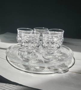 ชุดแก้ว ถวายน้ำพระพร้อมจานรอง แก้ว 5 ใบ+จานรอง 8 นิ้ว รุ่น 3756382041114090