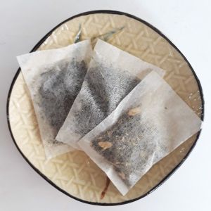 Kidney Care Tea Gold helps relieve kidney sones reduce nighttime urination and support kidney health