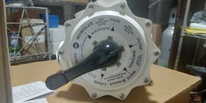 Pentair 261152 Multiport Valve for Triton And Quad D.E. Filters 2 Inch 7 1/2 Inch CenterlineWhite