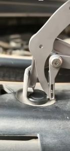 Car Clip Pliers Professional Auto Clip Removal Pliers Tool Panel Clip Removal Tool Automotive Panel Clip Removal Pliers Anti-Slip Grip Car Interior Trim Clip Pliers Auto Trim Puller Fastener For Auto Repair Tool