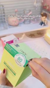 Toner Pad 80 Miếng Hỗ Trợ Làm Sáng Cấp Ẩm Chuyên Sâu Cho Da RUÉE Care Quick Pad 170ml Hàn Quốc - - Giúp cấp ẩm làm mềm da và hạn chế cảm giác khô căng. - Hỗ trợ cải thiện tình trạng da xỉn màu giúp da trông tươi sáng và đều màu hơn. - Giúp làm dịu da