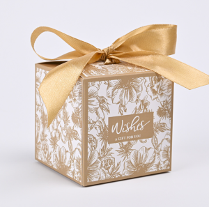 พร้อมส่ง..(กล่องของขวัญ กระดาษพิมพ์ลาย  กล่องใส่ของชำร่วย กล่องหูหิ้ว