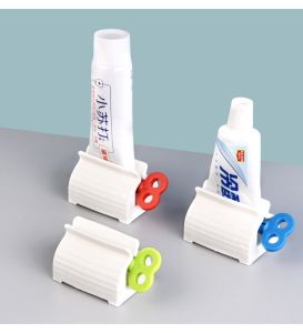 Multifunction Toothpaste Squeezer Portable Rotatable Pemicit/Ubat Gigi Toothpaste Squeezer/挤牙膏神奇挤/洗脸霜挤压器