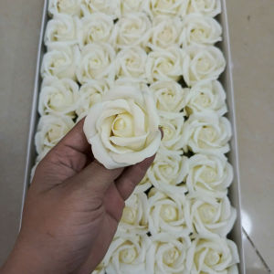 Hoa hồng sáp 3 lớp (Hộp 50 Bông) dùng cắm lẵng hoa bó hoa và quà tặng nhân dịp đặc biệt