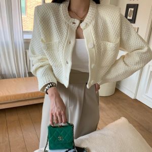 Autumn and Winter Knitted Cardigan Coat Fashion Women Long Sleeve Short Jacket