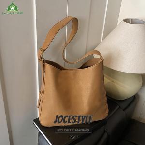 [Jocestyle Mall] Women Girls PU Leather Solid Color Shoulder Bag Adjustable Strap Large Capacity Shoulder Bag for School Work Daily Use