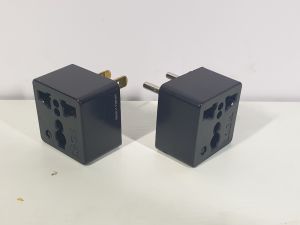 Phích ổ cắm đa năng Lioa chuyển 3 chấu thành 2 chấu 15A/220V