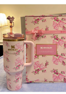 Stanley x LoveShackFancy Limited Edition Gift Set 40oz Tumbler with Straw Floral Design Pink Gift Box Drawstring Bag
