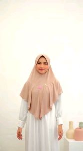 BERGO ZAVIRA MIULAN HIJAB