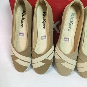 SEPATU WANITA KODE :PT07 SIZE37-40