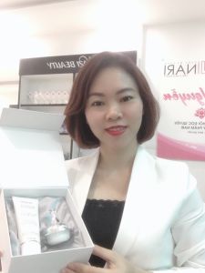 Bộ chăm sóc da cao cấp NARI . Chiết xuất thảo dược giúp da sáng bóng  căng mịn .Gồm Sữa Rửa mặt 50 ml  Kem dưỡng 30 ml
