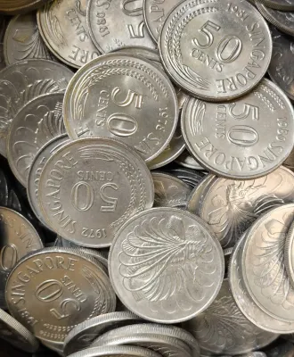 **50 coins for $45** Good Condition Singapore First Series Lionfish 50 Cents Coins (Good Used Circulated Condition)