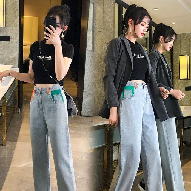 Mặc quần baggy jean nữ ống suông rộng có nâng mông: Bí kíp phối đồ để không bị "lỗi thời"
