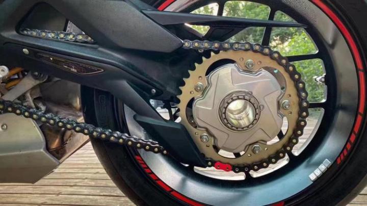 Imported RK black gold motorcycle chain 520 525 silent oil seal