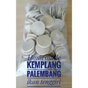 Kerupuk Palembang Mentah / Kemplang Palembang Mentah Ikan Tenggiri Kancing Super 1KG