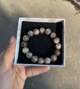 Vòng Tay Đá Gỗ Hóa Thạch – Vững Vàng Từ Bên Trong