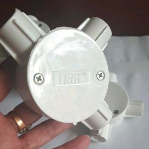 TRM T DUS Cabang 3 Size 20mm Warna Putih Tulang Body Tebal Mengkilap