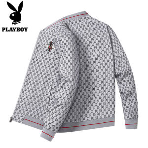 เพลย์บอยบอยแบรนด์ใหม่ฤดูใบไม้ร่วงที่หรูหราแจ็กเกตคอเสื้อเบสบอลพิมพ์ลายฉบับภาษาเกาหลีของแจ็คเก็ตปักลายผึ้งของผู้ชาย