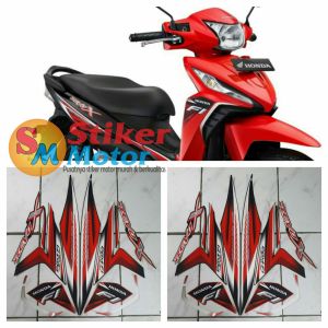 STICKER STRIPING BODI MOTOR HONDA REVO X TAHUN 2020 WARNA MOTOR BODY HITAM SAYAP DEPAN MERAH