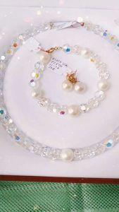 HIGH QUALITY RUSIAN DIAMONDS WITH AUTHENTIC SOUTH SEA PEARL CHOKER NECKLACE WITH AUTHENTIC FRESH WATER PEARL BRACELET AND AUTHENTIC SOUTH SEA PEARL EARRINGS IN A BUNDLE 10CT PURE GOLD NOT FADE: RUS. DIA. 8mm AUTHENTIC SOUTH SEA PEARL PENDANT 9-11mm