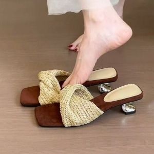 [Free Shipping] Unique retro square-toed woven high-heeled slip-on sandals for summer vacations paired with skirts
