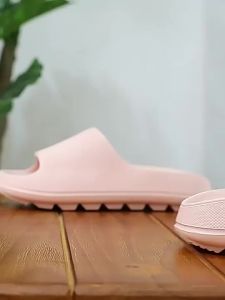 WomenS Thick-Soled Summer Bathroom Slippers CoupleS Indoor Non-Slip Hollow Home Sandals For Men