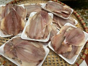 Cá Đù 1 Nắng TopFreshi Thanh Hóa - Giữ Chọn Tươi Ngon Tự Nhiên Không Chất Bảo Quản