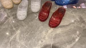 Ladies Slippers New Summer Style WomenS Crystal Shoes Thai Sandals WomenS Home Shoes Southeast