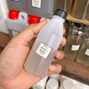 Water Glass 100gr Penguat Warna Remasol Waterglass Batik Pengikat Jumputan Iket Mewarnai Kerajinan Tangan Color Kain Pengunci Celup Jumput Air Tie Dye Canting Termurah Pewarna Prakarya Seni Kesenian Tiedye Karet Kaos Cairan Cair Murah Grosir Prakarya