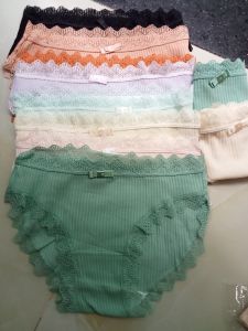 Combo 5 Quần Lót Nữ Cotton Tre Sọc Gân Tăm Viền Ren Size 35 Đến 49kg LT01
