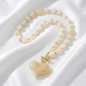 MYTHIS Boho Resin Beaded Necklace Green/Red/Cream Apricot Color Toggle Clasp Chunky Heart Pendant Chic Women Jewelry Gift