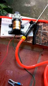 Máy bơm tăng áp mini 12v Máy bơm phun sương 12v tưới cây cảnh cần inox dài 1.2m (Dùng điện ắc quy)