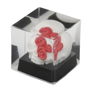 Clear Skeleton Themed Mechanical Keyboards Keycaps Resin Construction Enhances Light Diffusions