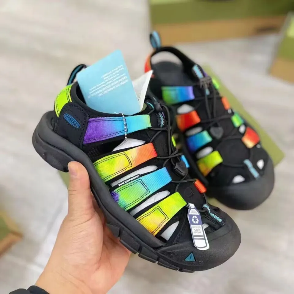 Keen Mens Newport H2 Leather Sandals Outdoor Non Slip Beach