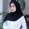 kerudung Segi empat BELLA SQUARE Pollycotton Premium jilbab segi empat kekinian kerudung segi empat terbaru. 