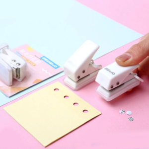 Mini Puncher Paper Capacity 8 Sheets Single Round Hole Puncher Aperture Diameter 0.24 (6mm) for DIY Binder Paper